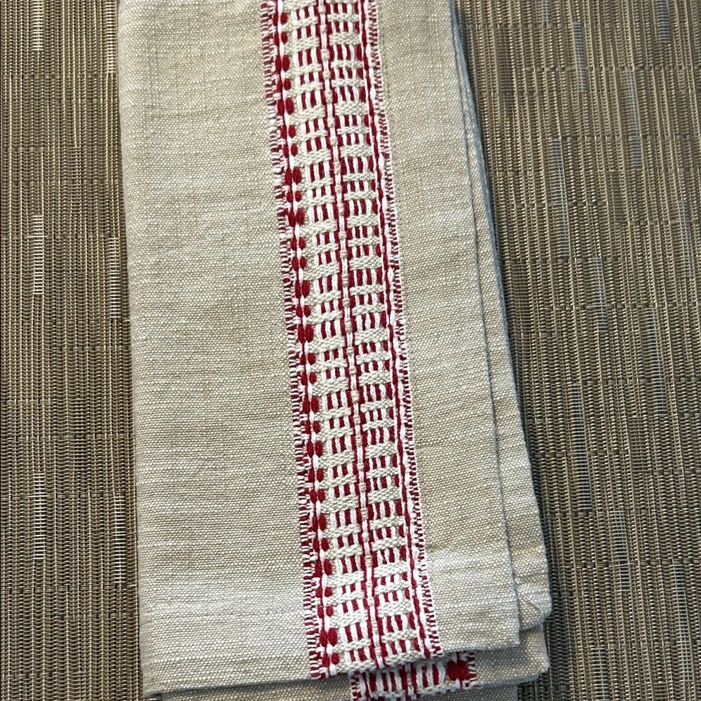 Williams Sonoma Linen with Red Detailing